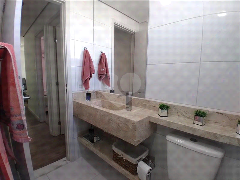APARTAMENTO NA SANTA TEREZINHA 3 DORMITÓRIOS, SENDO 1 SUÍTE, VARANDA GOURMET, 2 VAGAS COM DEPOSITO.