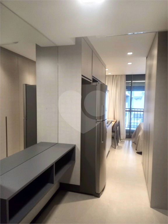 Studio na Consolação a 500 metros do metrô República e Anhangabaú todo mobiliado