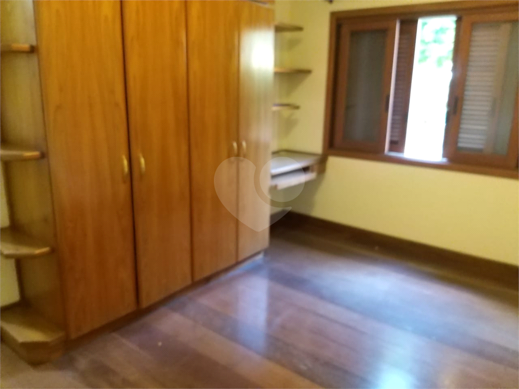 Casa à venda com 4 quartos, 550m² - Foto 17