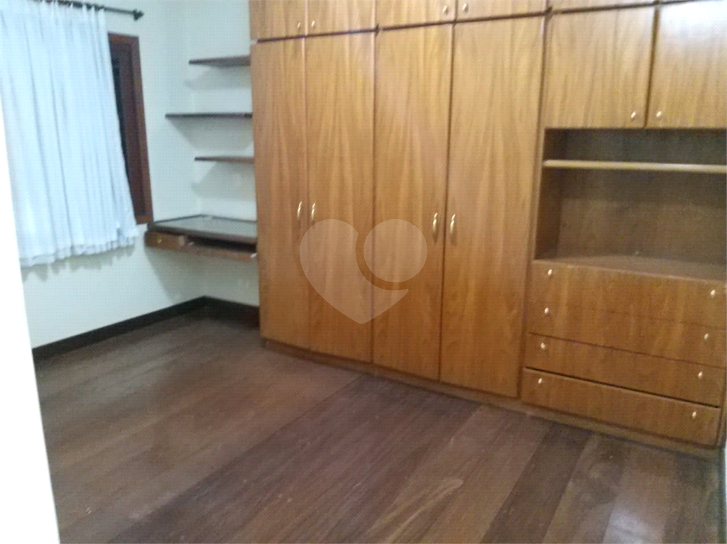 Casa à venda com 4 quartos, 550m² - Foto 16