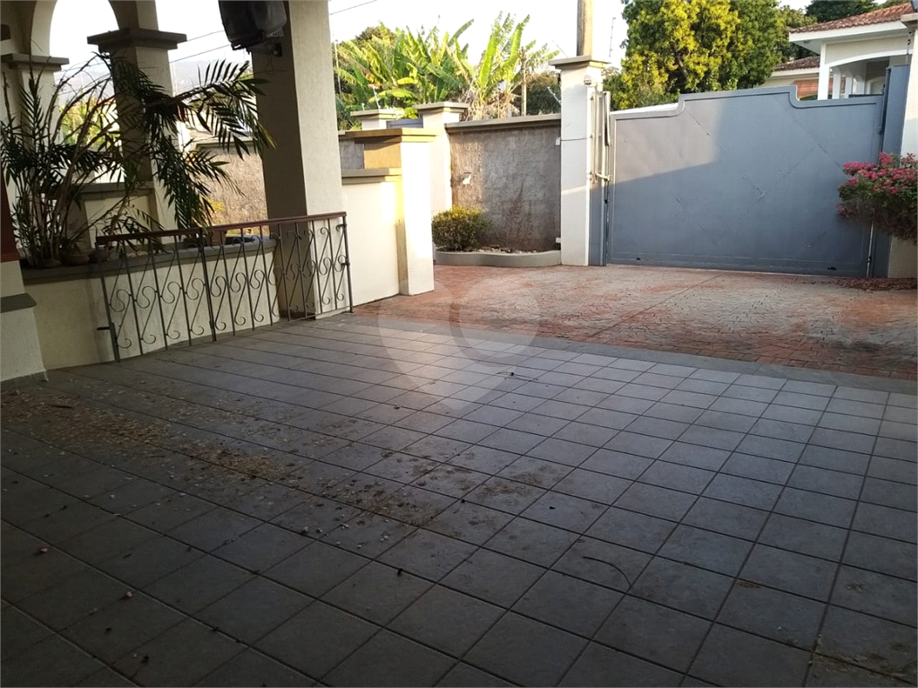 Casa à venda com 4 quartos, 550m² - Foto 11