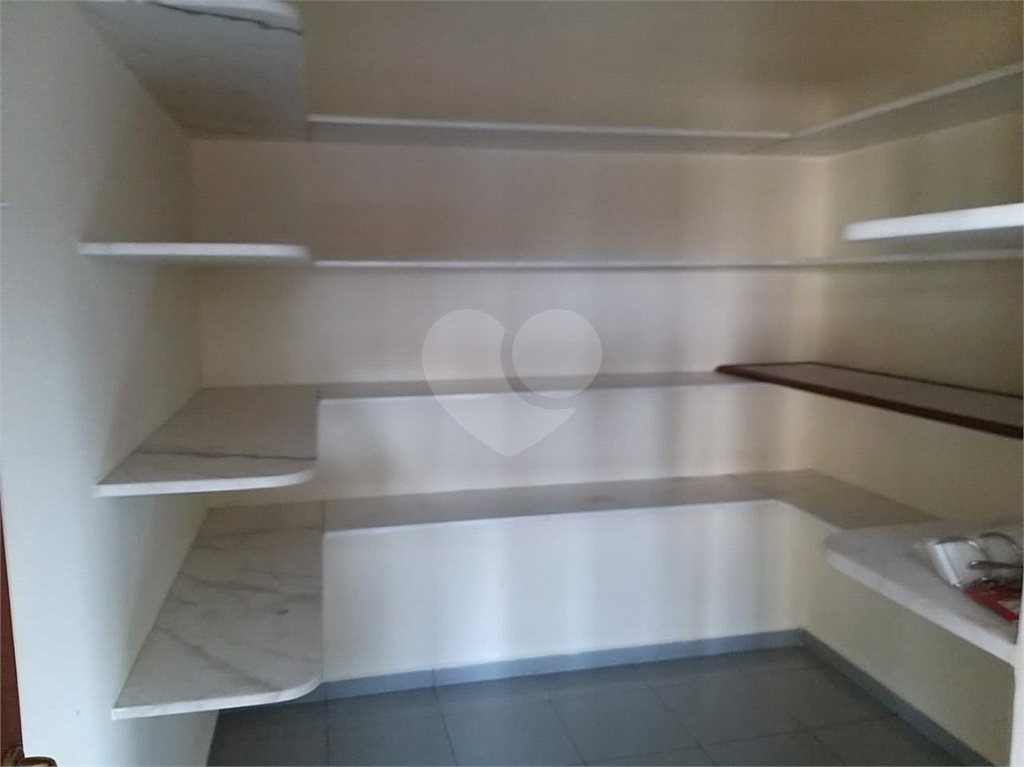 Casa à venda com 4 quartos, 550m² - Foto 36