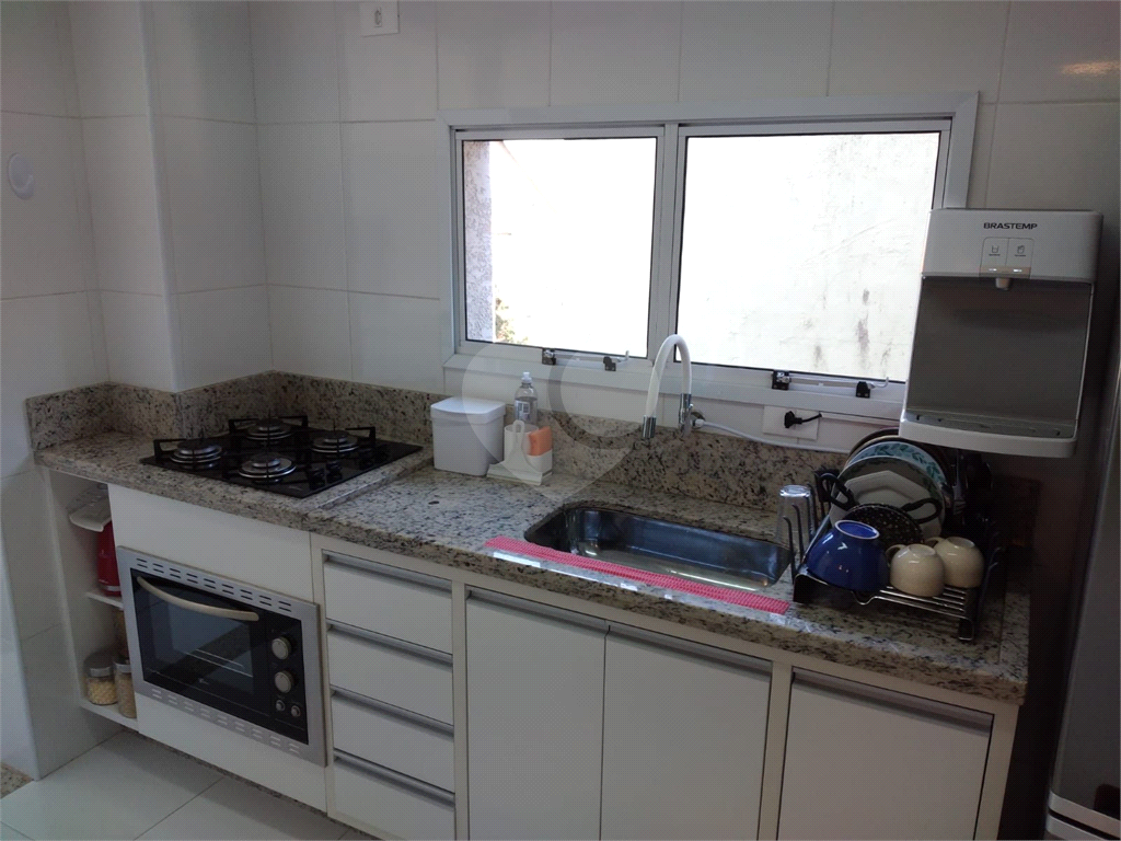 Lindo apartamento de 02 dorms (01 suíte) e 2 vagas de garagem!