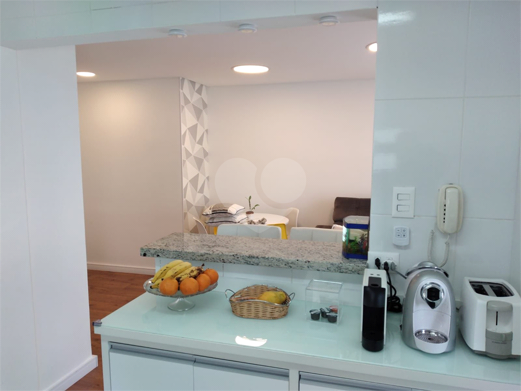 Lindo apartamento de 02 dorms (01 suíte) e 2 vagas de garagem!