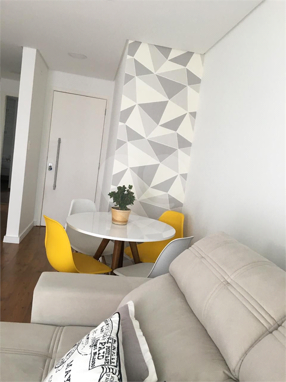 Lindo apartamento de 02 dorms (01 suíte) e 2 vagas de garagem!