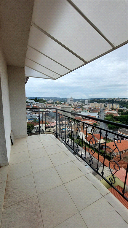 Apartamento para alugar com 2 quartos, 70m² - Foto 27