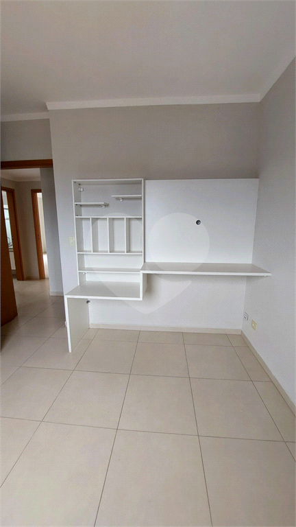 Apartamento para alugar com 2 quartos, 70m² - Foto 25