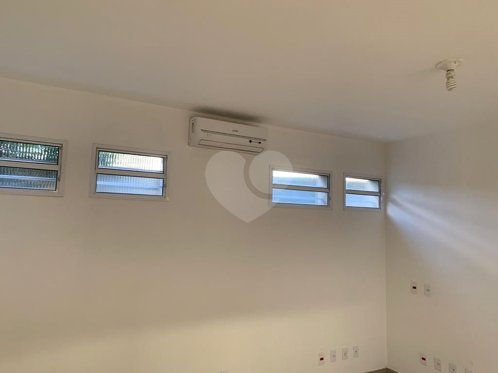 Depósito-Galpão-Armazém para alugar, 200m² - Foto 6