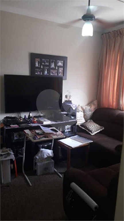 APARTAMENTO em CIDADE ADEMAR