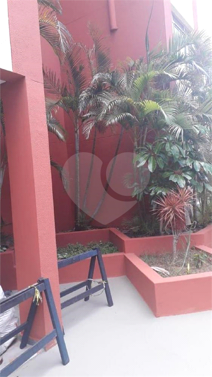 APARTAMENTO em CIDADE ADEMAR