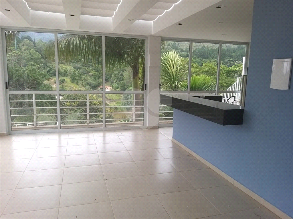 Casa de Condomínio à venda com 4 quartos, 650m² - Foto 2