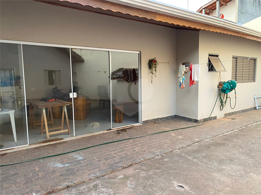 Casa à venda com 3 quartos, 254m² - Foto 19