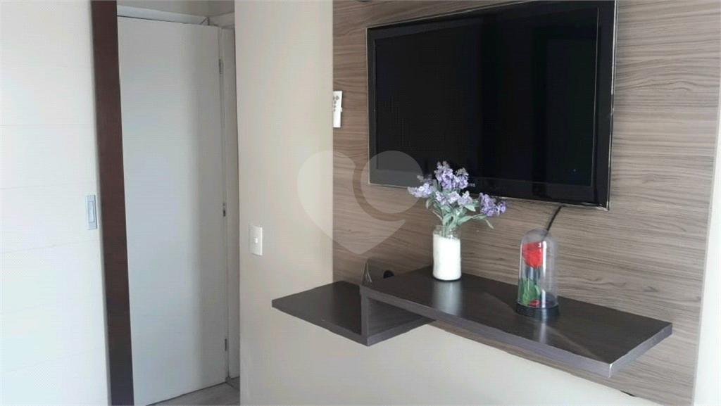 Excelente apartamento todo mobiliado, paralela a Júlio Buono!
