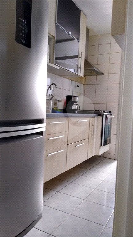 Apartamento com 2 dormitórios, 1 vaga no  Jd. Anália Franco
