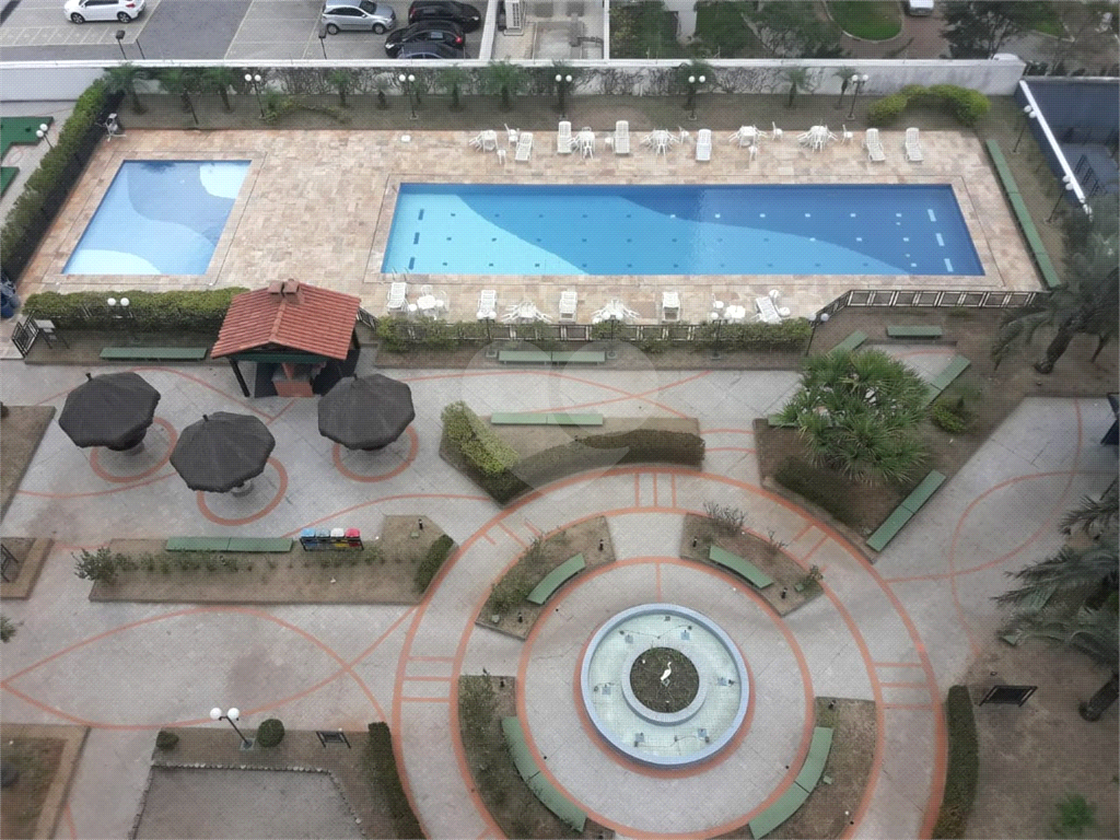 Apartamento com 2 dormitórios, 1 vaga no  Jd. Anália Franco