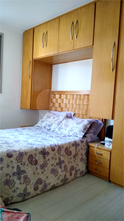 Apartamento com 2 dormitórios, 1 vaga no  Jd. Anália Franco