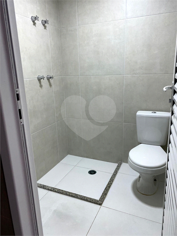 APARTAMENTO em MORUMBI