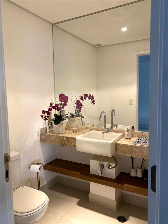 APARTAMENTO em MORUMBI