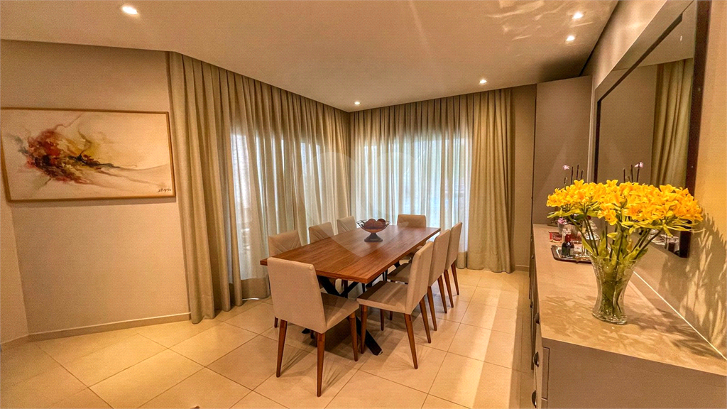 Casa à venda com 3 quartos, 250m² - Foto 3