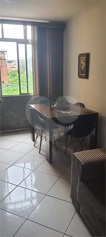 Apartamento à venda com 2 quartos, 65m² - Foto 2