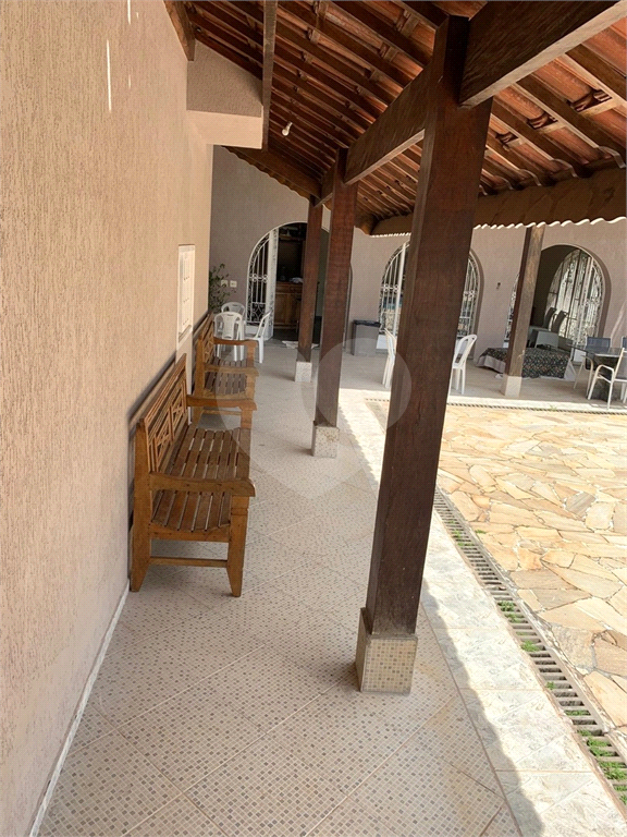 Casa à venda com 4 quartos, 700m² - Foto 11