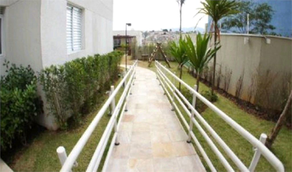 APARTAMENTO em LIMÃO