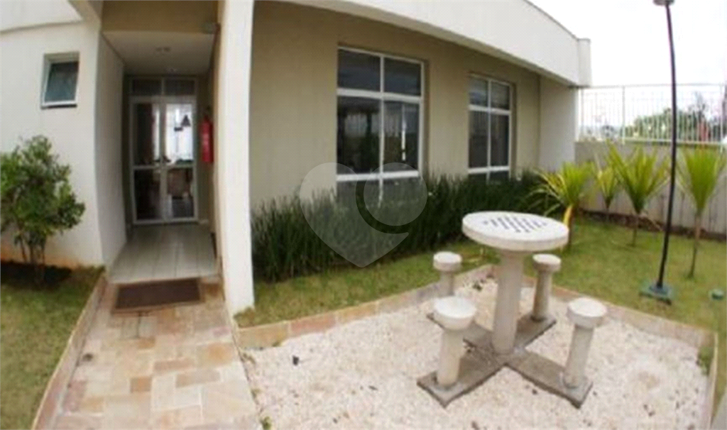 APARTAMENTO em LIMÃO