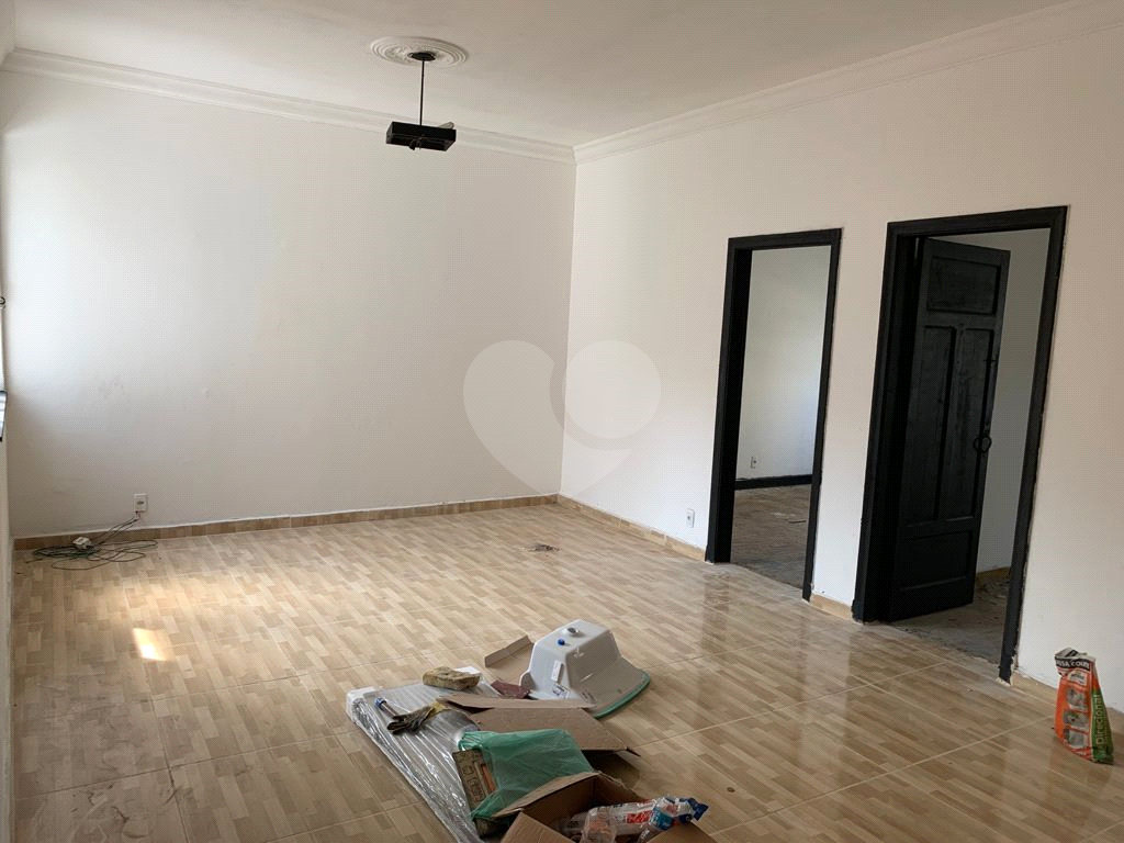 Prédio Inteiro à venda com 6 quartos, 140m² - Foto 11