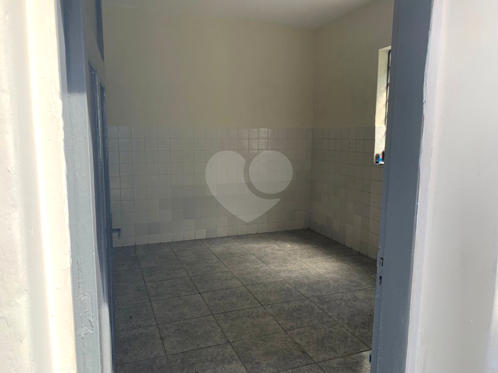 Prédio Inteiro à venda com 6 quartos, 140m² - Foto 17