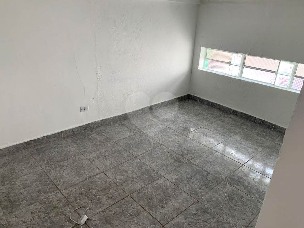 Prédio Inteiro à venda com 6 quartos, 140m² - Foto 3