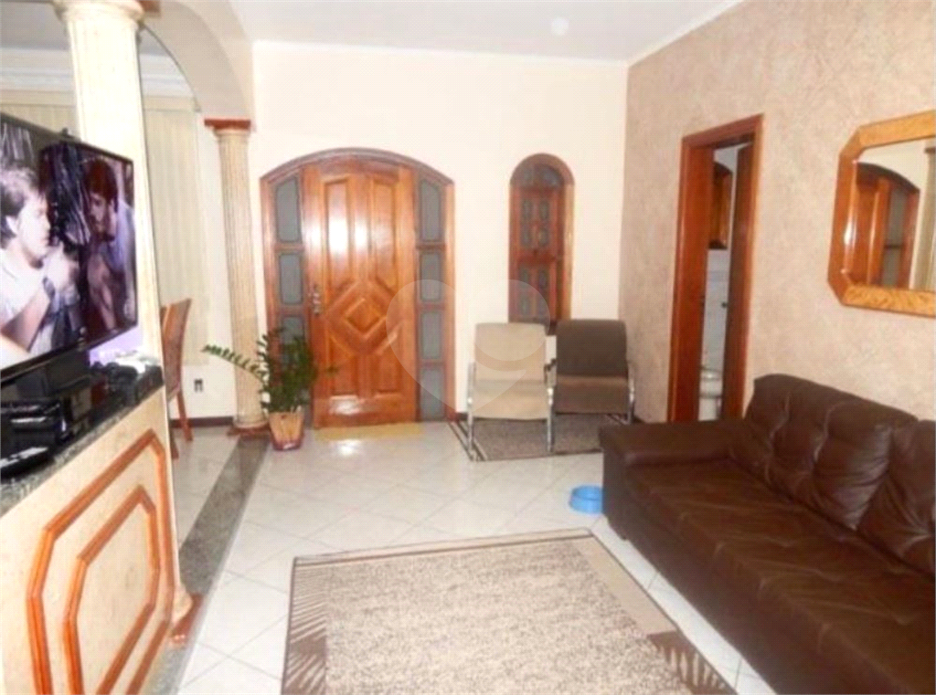 Sobrado à venda com 2 quartos, 280m² - Foto 2