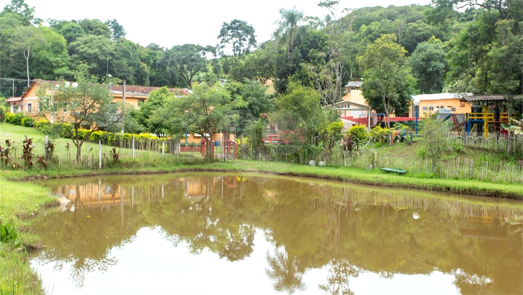 Fazenda à venda com 8 quartos, 1500m² - Foto 2