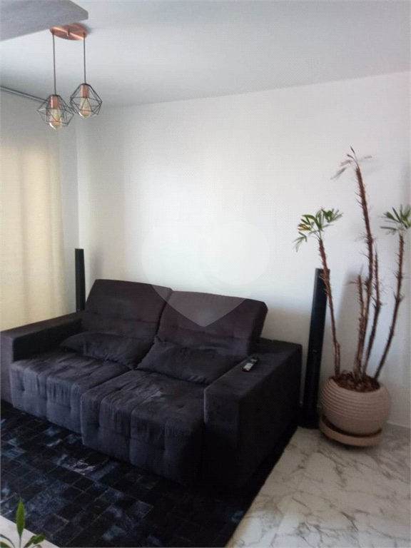 APARTAMENTO em TATUAPÉ