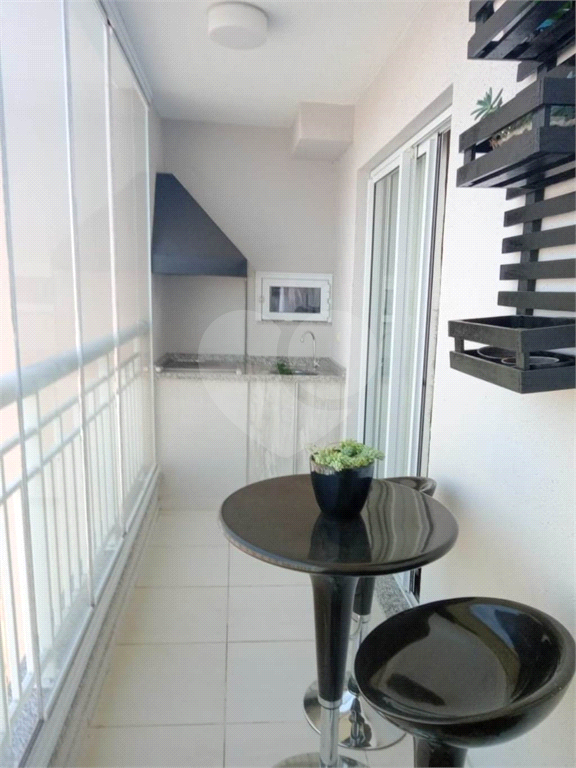 APARTAMENTO em TATUAPÉ