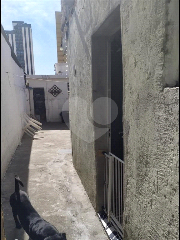 Excelente Casa no Moinho Velho com 400 m2