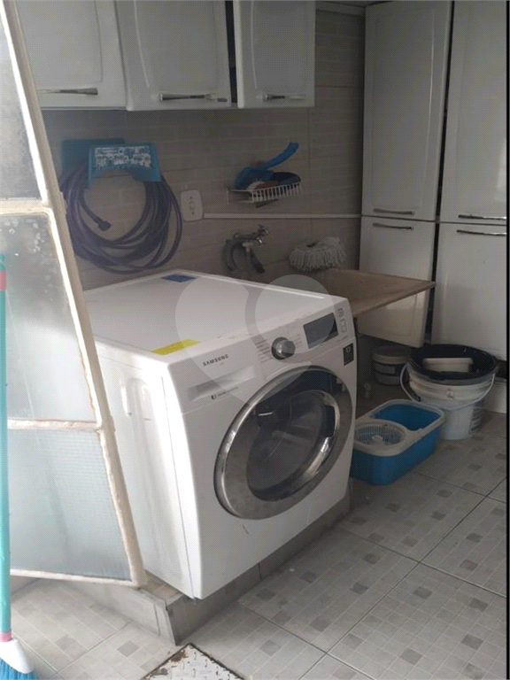 Excelente Casa no Moinho Velho com 400 m2