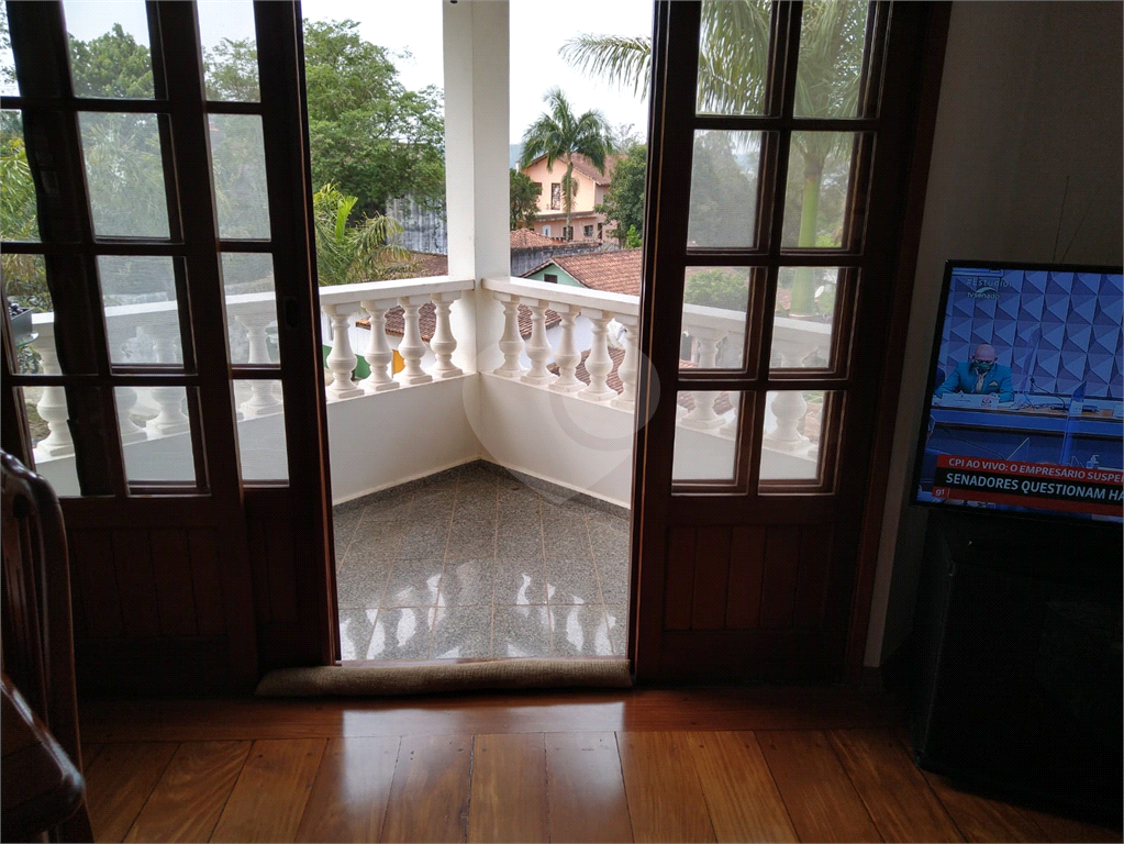 CASA em PARELHEIROS
