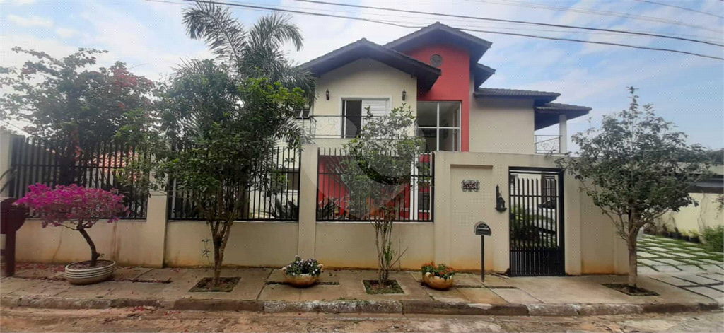 Casa à venda com 3 quartos, 390m² - Foto 26