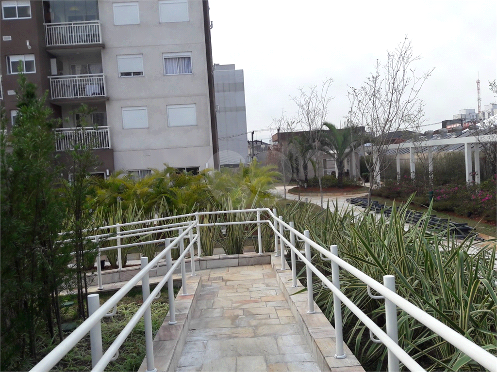 APARTAMENTO 2 DORMITÓRIOS (1 SUÍTE), VARANDA E 1 VAGA DE GARAGEM PARA LOCAÇÃO - VILA ROMANA