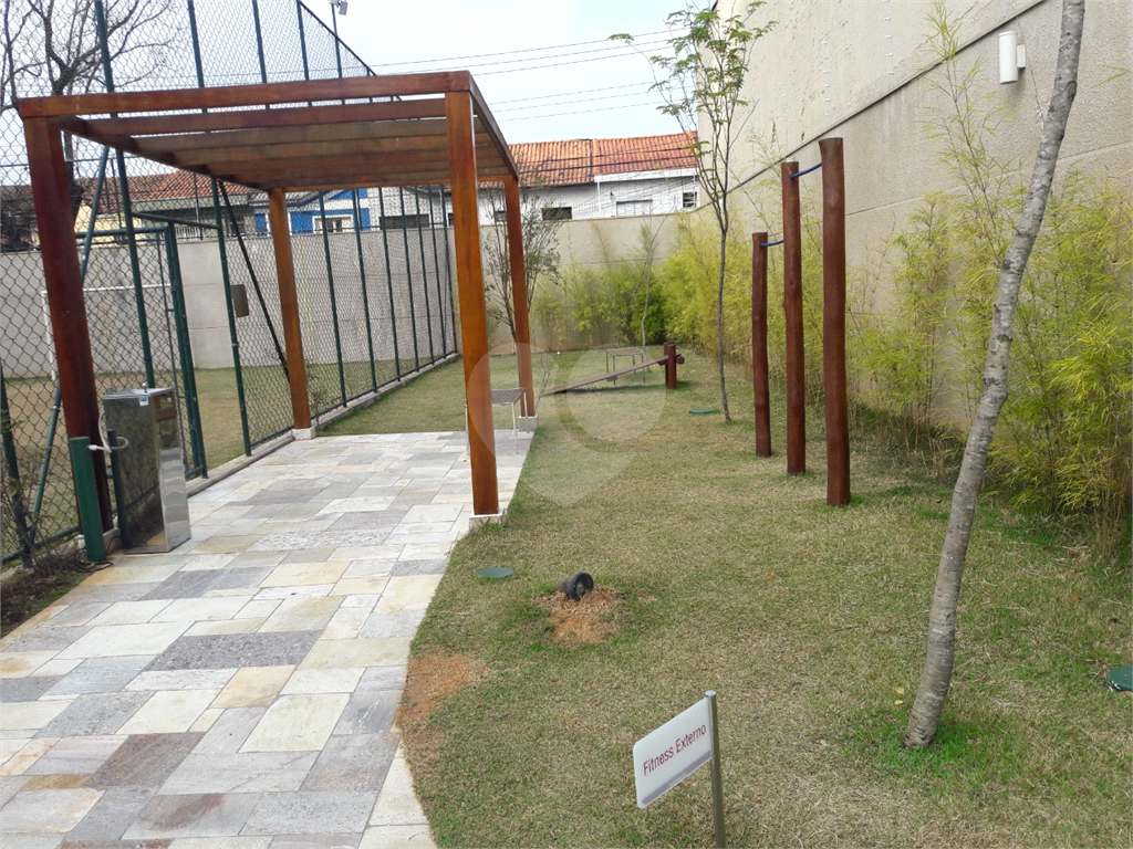APARTAMENTO 2 DORMITÓRIOS (1 SUÍTE), VARANDA E 1 VAGA DE GARAGEM PARA LOCAÇÃO - VILA ROMANA