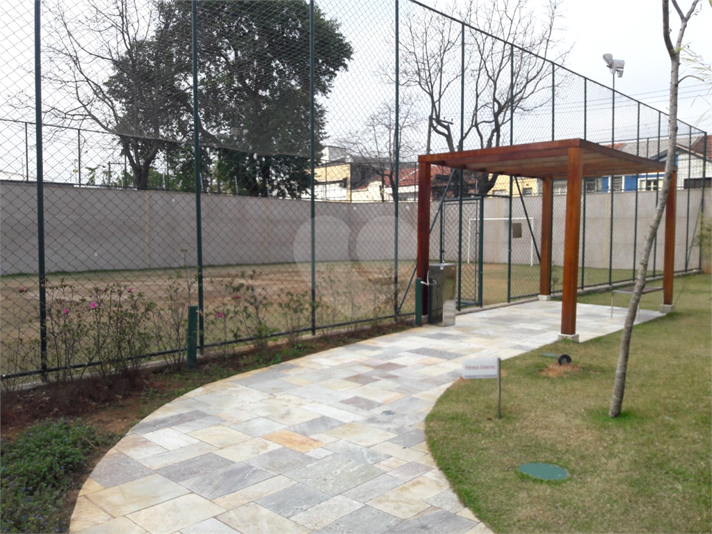 APARTAMENTO 2 DORMITÓRIOS (1 SUÍTE), VARANDA E 1 VAGA DE GARAGEM PARA LOCAÇÃO - VILA ROMANA