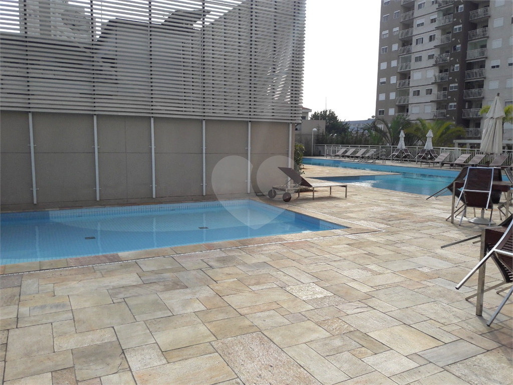 APARTAMENTO 2 DORMITÓRIOS (1 SUÍTE), VARANDA E 1 VAGA DE GARAGEM PARA LOCAÇÃO - VILA ROMANA