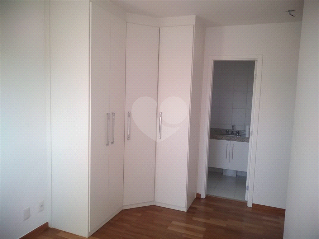 APARTAMENTO 2 DORMITÓRIOS (1 SUÍTE), VARANDA E 1 VAGA DE GARAGEM PARA LOCAÇÃO - VILA ROMANA