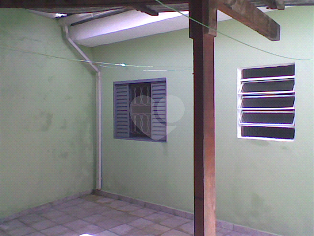 DUAS CASAS NO MESMO TERRENO EM EXCELENTE LOCALIZAÇÃO, TERRENO MEDE 284 M² COM 9,45 DE FRENTE.