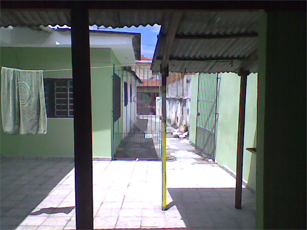 DUAS CASAS NO MESMO TERRENO EM EXCELENTE LOCALIZAÇÃO, TERRENO MEDE 284 M² COM 9,45 DE FRENTE.