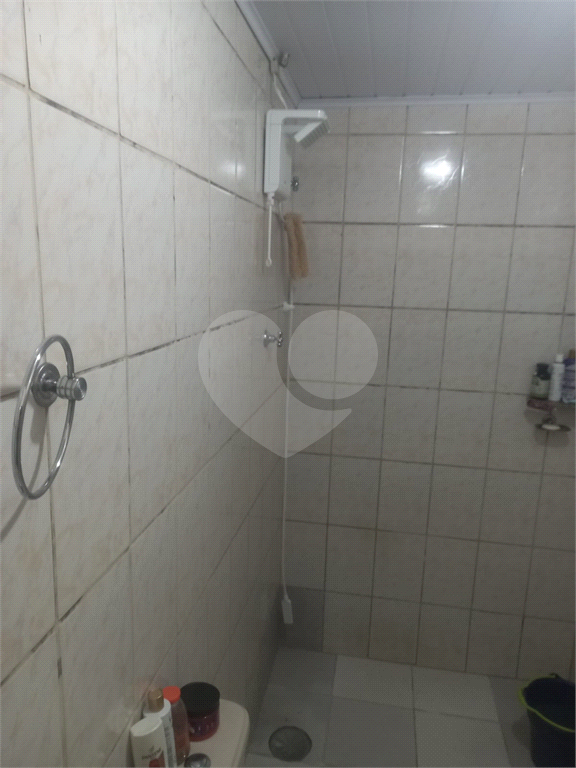 DUAS CASAS NO MESMO TERRENO EM EXCELENTE LOCALIZAÇÃO, TERRENO MEDE 284 M² COM 9,45 DE FRENTE.
