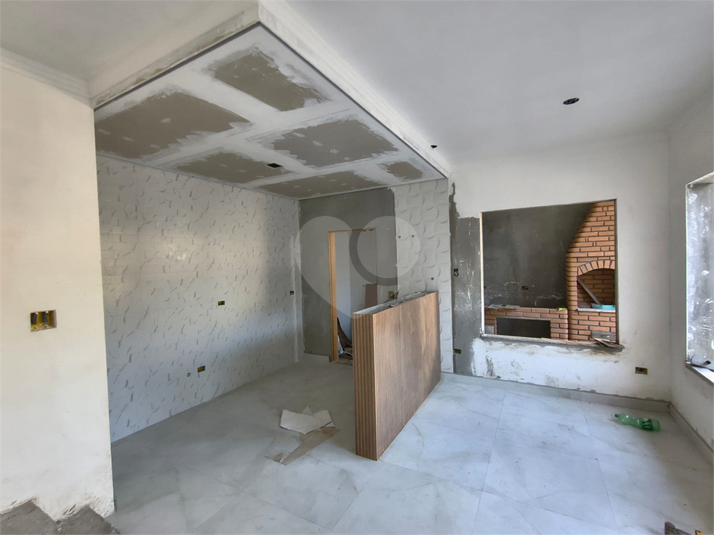 SOBRADOS À VENDA - LINDOS - DE MUITO BOM GOSTO