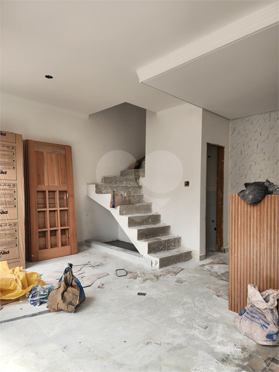 SOBRADOS À VENDA - LINDOS - DE MUITO BOM GOSTO