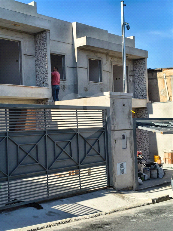 SOBRADOS À VENDA - LINDOS - DE MUITO BOM GOSTO