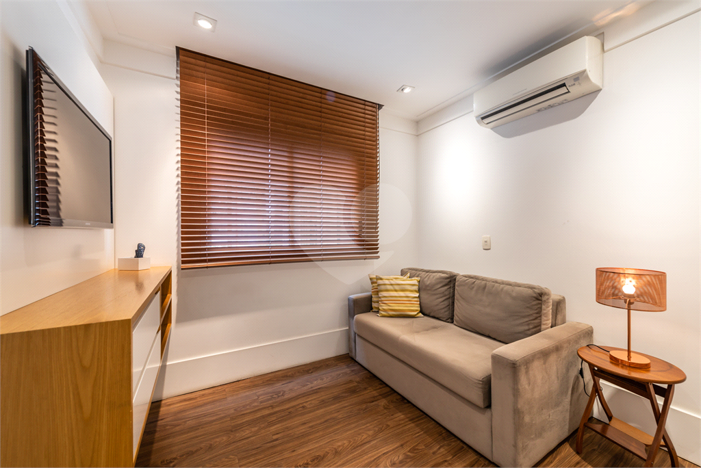 Apartamento a venda em Itaim com 161 m³ - 3 suítes 